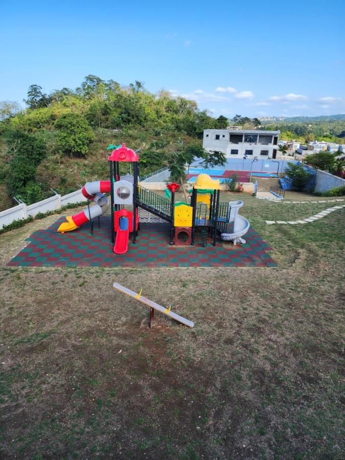Pyramid Joy, 2 Bedroom Villa, Ocho Rios, Jamaica ภายนอก รูปภาพ