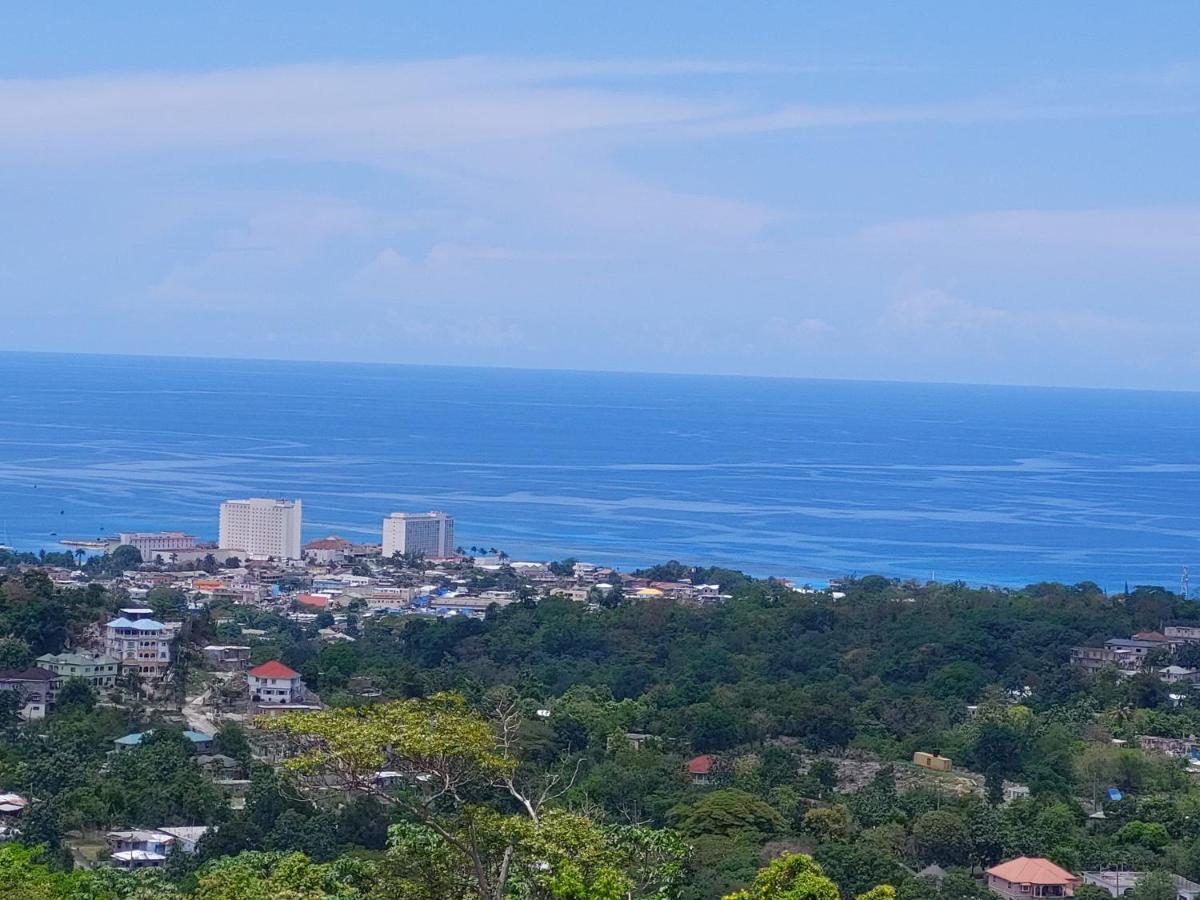 Pyramid Joy, 2 Bedroom Villa, Ocho Rios, Jamaica ภายนอก รูปภาพ