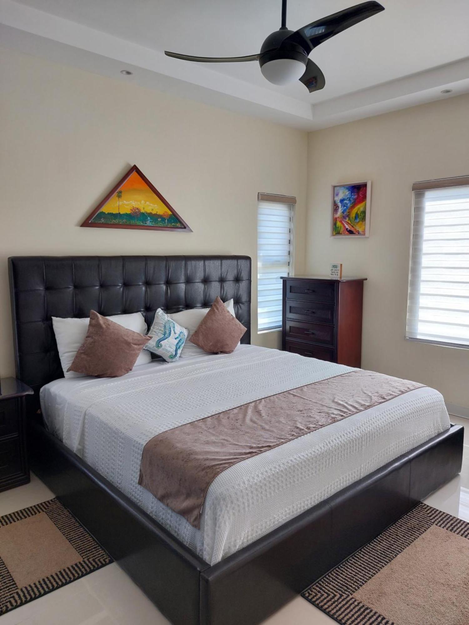 Pyramid Joy, 2 Bedroom Villa, Ocho Rios, Jamaica ภายนอก รูปภาพ